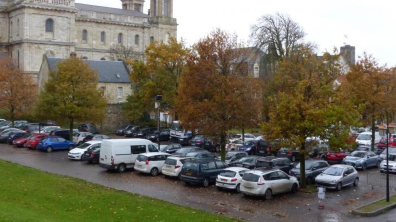 T3 En Vieille Ville 2Adult 2 Enfants Parking Gratuit - By La Source D'Orfee Boulogne-sur-Mer Exterior foto