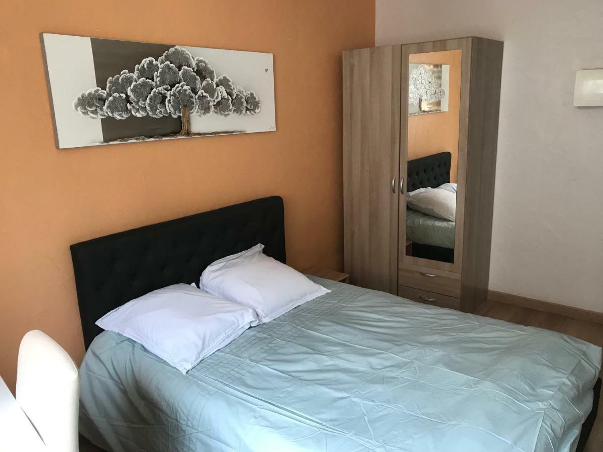 T3 En Vieille Ville 2Adult 2 Enfants Parking Gratuit - By La Source D'Orfee Boulogne-sur-Mer Exterior foto
